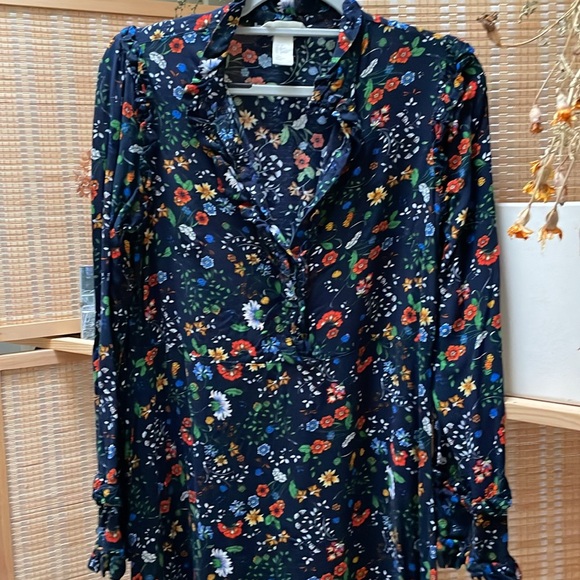 H&M Dresses & Skirts - H&M Floral Dress